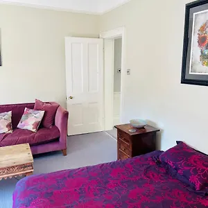 Beautiful Private 2 Bedroom In Mansion With Free Parking Holiday home
