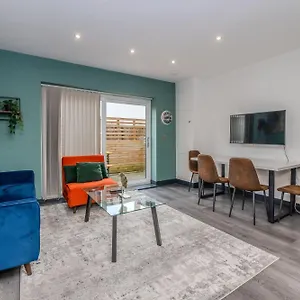Central 3 Bedroom Flat Bn340bwil Holiday home